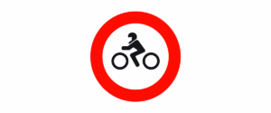Entrada Prohibida a Motocicletas: Señal R-104 y su Significado Entrada Prohibida a Motocicletas: Señal R-104 y su Significado